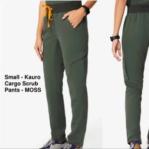 Figs Small Kauro pants.